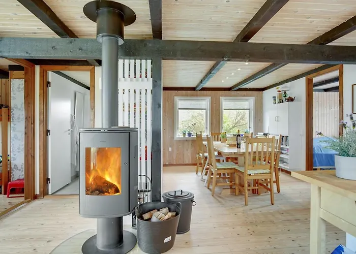 Semesterbostad Stella - 700m From The Sea By Interhome Hjørring